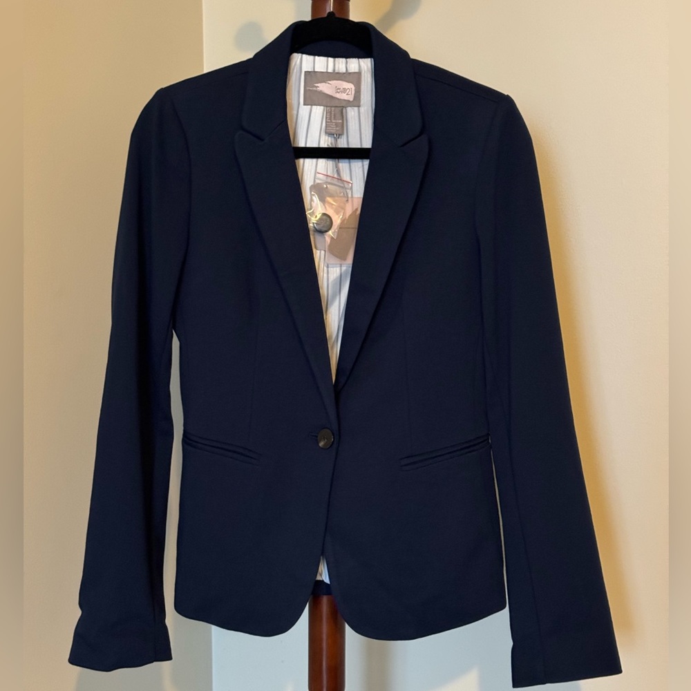 NWT Forever 21 Flowy Blazer - Size S - Navy